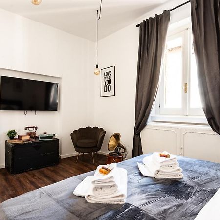 Appartamento Via Del Corso Rom Exteriör bild